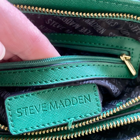 Green Crossbody Bag - Picture 2 of 10